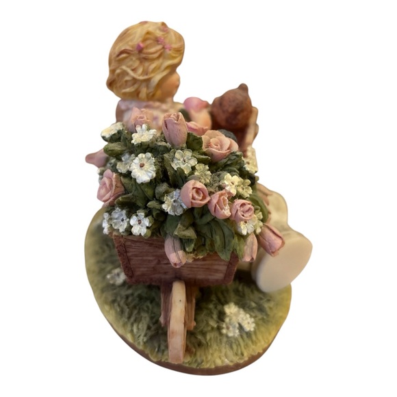 VINTAGE ENESCO LAURA'S ATTIC BY KAREN HAHN COUNTRY WAGON FLORAL & CHILD FIGURINE - Picture 7 of 8